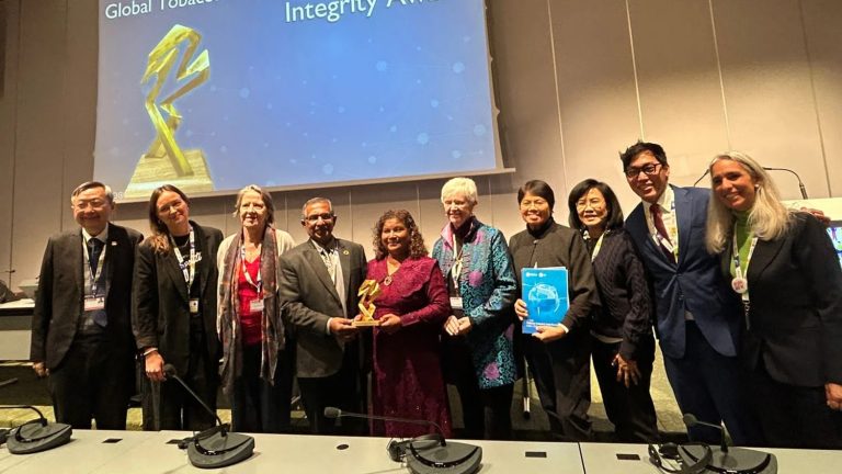 ދުންފަތް ކޮންޓްރޯލް ކުރުމަށް ރާއްޖެއިން ކުރަމުންދާ މަސައްކަތަށް ޖީޖީޓީސީގެ އިންޓެގްރިޓީ އެވޯޑު ލިބިއްޖެ