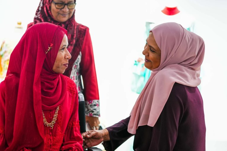 ހާއްސަ އެހީއަށް ބޭނުންވާ 350 ފަރާތްތަކަށް ވަޒީފާ ހަމަޖެހިއްޖެ: މިނިސްޓަރ