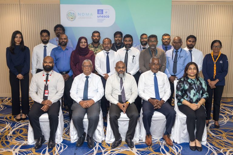 ސުނާމީ ރެޑީ ބޯޑު އެކުލަވާލައިފި