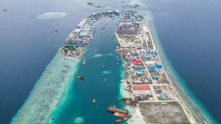 މާލޭ ވިޔަފާރި ބަނދަރު ތިލަފުއްޓަށް ބަދަލުކުރުމުގެ މަސައްކަތަށް ފަޅު ހުސްކުރަން އަންގައިފި