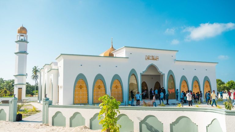 ގަމުގައި އަލަށް ހެދި މިސްކިތް ހުޅުވައިފި