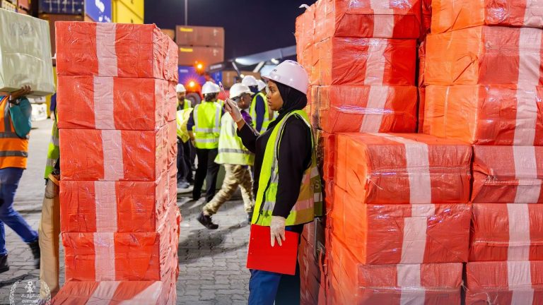 އައްޑޫ ސިނގިރޭޓު ވަގުފާރި: މަނީ ލޯންޑަރިންގެ ބޮޑު ތަހުގީގެއް ފަށަނީ