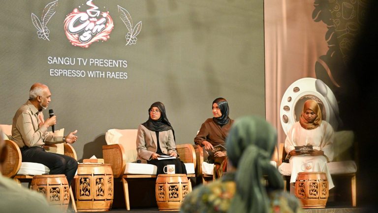 ސަރުކާރުގެ އިސްލާހީ މަސައްކަތަކީ ގައުމީ މަސްލަހަތުގައި ކުރައްވާ މަސައްކަތްތަކެއް: ރައީސް