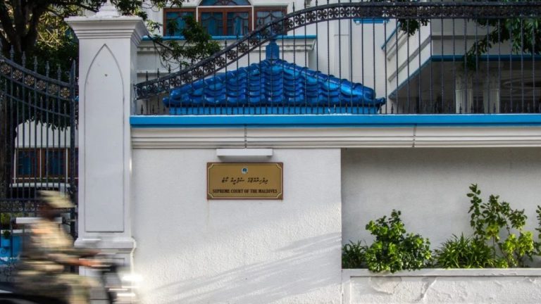 ފެންނަ ނުފެންނަ ވޯޓު ހުއްޓުވޭނެ ގާނޫނީ ހުއްޖަތެއް ނެތް: ސުޕްރީމް ކޯޓު