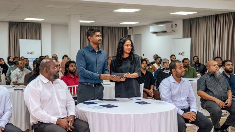ކުދި ވިޔަފާރިތަކަށް އެސްއެމްއީ ޑިޖިޓަލުން ރަނުގެ ފުރުސަތެއް
