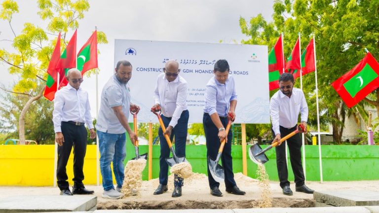 ހޯޑެއްދޫ މަގު ހެދުން ނައިބު ރައީސް ފައްޓަވައިދެއްވައިފި