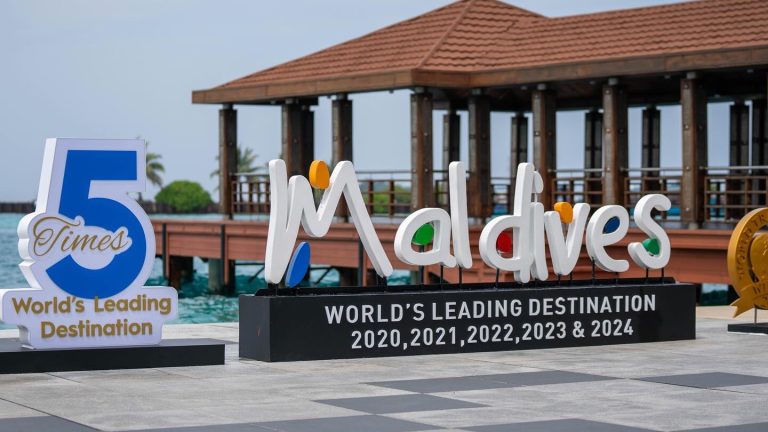 “ވިޒިޓް މޯލްޑިވްސް އިޔަރ 2027” ބްރޭންޑިންގެ މަސައްކަތްތައް ކޮށްދޭނެ ފަރާތެއް ހޯދަނީ