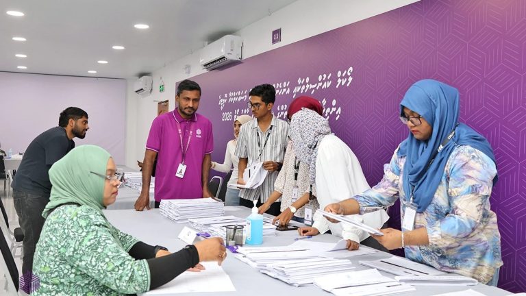 ވޯޓާސް ލިސްޓުގައި ސޮއި ކުރަން އިތުރު ދުވަހެއް ދީފި