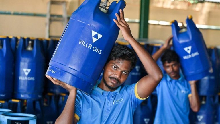 ވިލާ ގޭހުގެ އަގުބޮޑު ކުރަން ނިންމައިފި