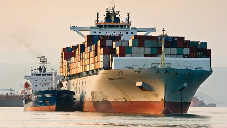 ރާއްޖޭގެ ބަންކަރިން ހިދުމަތަށް ބޮޑު ތަރުހީބެއް: އާމްދަނީ 730 މިލިއަން ރުފިޔާއަށް