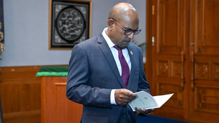 ޑިފެންސް މިނިސްޓްރީގެ ނަން، “މިނިސްޓްރީ އޮފް ޑިފެންސް އެންޑް ނޭޝަނަލް ސަރވިސް”ގެ ނަމަށް ބަދަލުކުރައްވައިފި