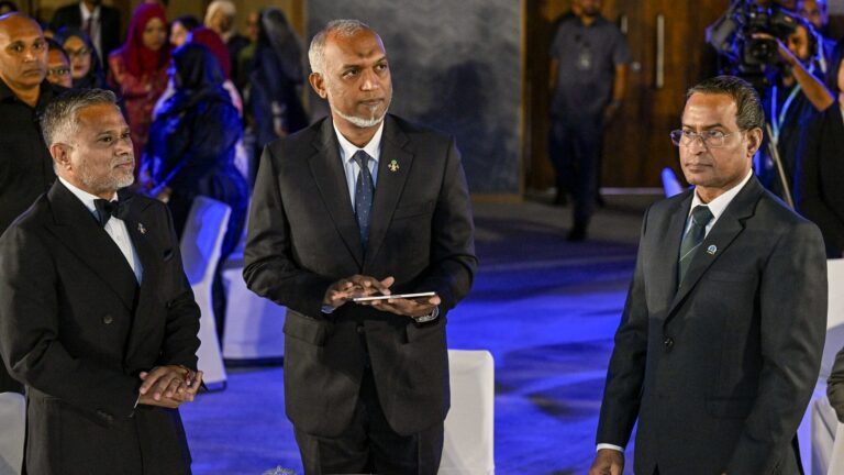 ޕްރޮސެކިއުޓަރ ޖެނަރަލް އޮފީހުގެ “ޕީޖީއޯ 2.0” މަޝްރޫޢު ރައީސް މުއިއްޒު އިފްތިތާޙުކޮށްދެއްވައިފި ޑިޖިޓަލް ޓްރާންސްފޯމަޝަން ސިޔާސަތު، "ޕީޖީއޯ 2.0" ރައީސުލްޖުމްހޫރިއްޔާ ޑރ. މުޙައްމަދު މުޢިއްޒު ވަނީ އިފްތިތާޙުކޮށްދެއްވުން