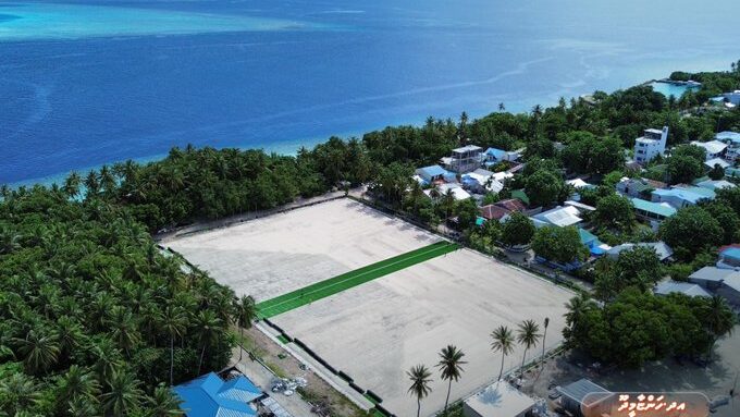 ހަންޏާމީދޫ ފުޓްބޯޅަ ދަނޑުގައި ޓާފް އަޅަން ފަށައިފި