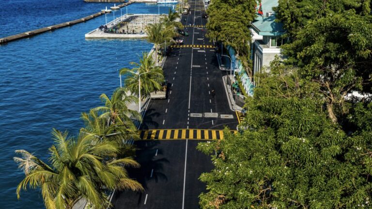 ބޮޑުތަކުރުފާނުމަގު އަލަށް ތަރައްގީކުރި ސަރަހައްދު