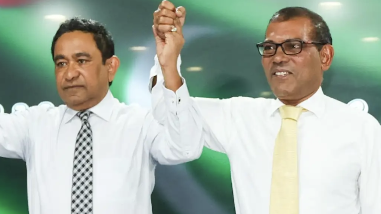 ތިނަދޫ އަލުން އާބާދުވިތާ 60 އަހަރު ފާހަގަކުރަން ނަޝީދާއި ޔާމީން އެ ސިޓީއަށް ވަޑައިގަންނަވަނީ ކުރީގެ ރައީސް ނަޝީދާއި ކުރީގެ ރައީސް ޔާމީން
