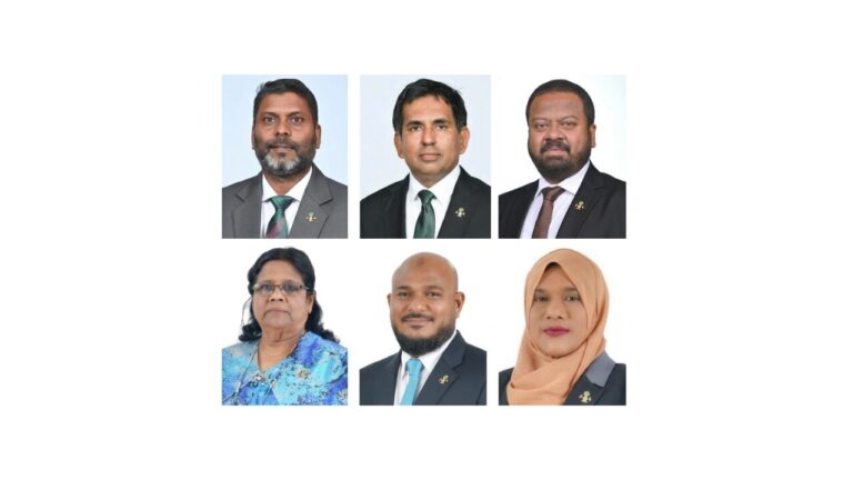 ޕީއެންސީގެ ނައިބު ރައީސްކަމުގެ ވާދަވެރިކަން ބޮޑުވެއްޖެ، މިހާތަނަށް 6 ބޭފުޅަކު ވާދަކުރައްވަން ނިންމައިފި! ޕީއެންސީގެ ނައިބު ރައީސްކަމަަށް ކުރިމަތިލެއްވި 5 ބޭފުޅުން