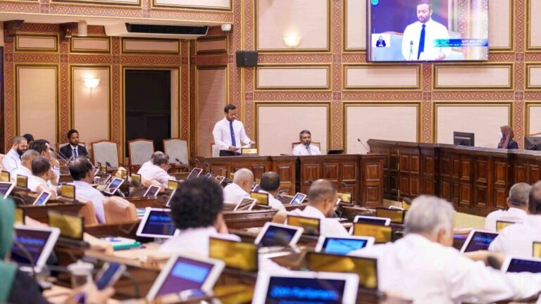 ފެނަކައިގެ ފެނާ ނަރުދަމާ މަޝްރޫއުތައް ސަބްކޮންޓްރެކްޓް ކުރީ އަގުބޮޑުކޮށް: މުއްތަލިބް